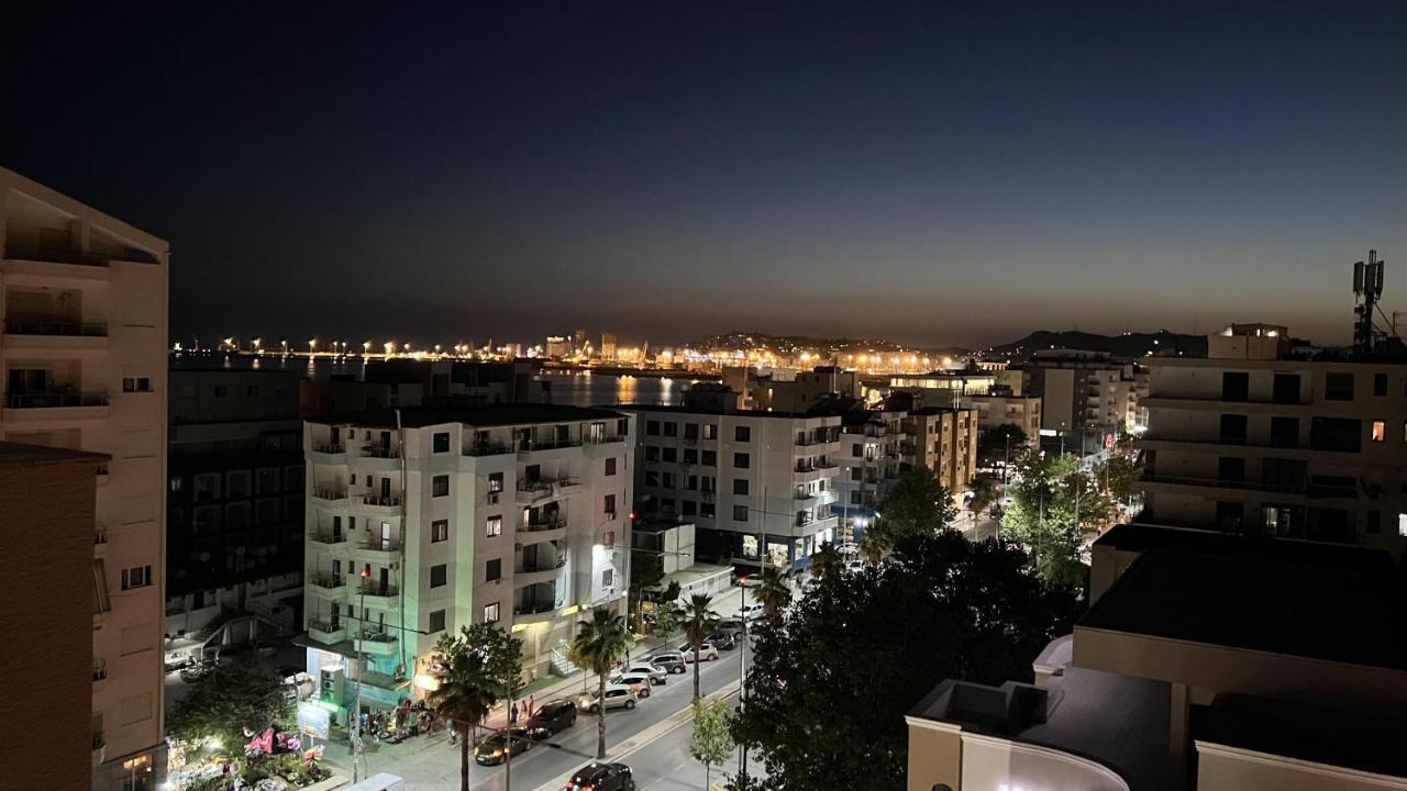 Lirin Apartment Durrës Buitenkant foto
